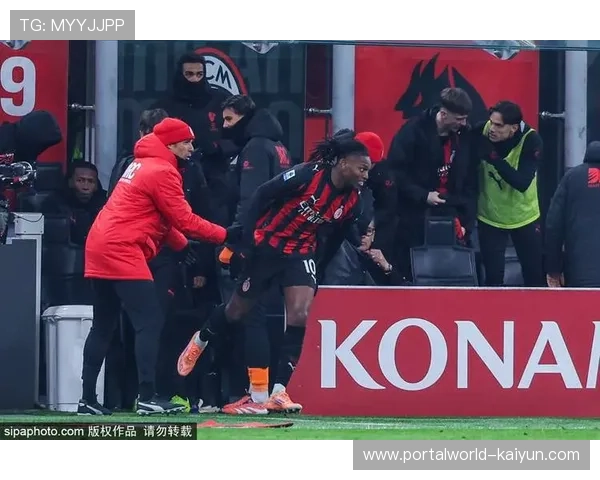 VAR使正确率提升至96%但球迷感知争议不减 数据与体验现割裂 VAR使正确率提升至96%但球迷感知争议不减 数据与体验现割裂